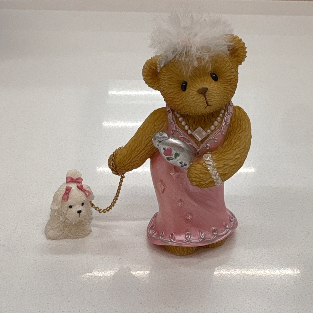 Cherished Teddies Julia Bearon as "Gloria Growlette" 2000 Retired Collectors Pkg